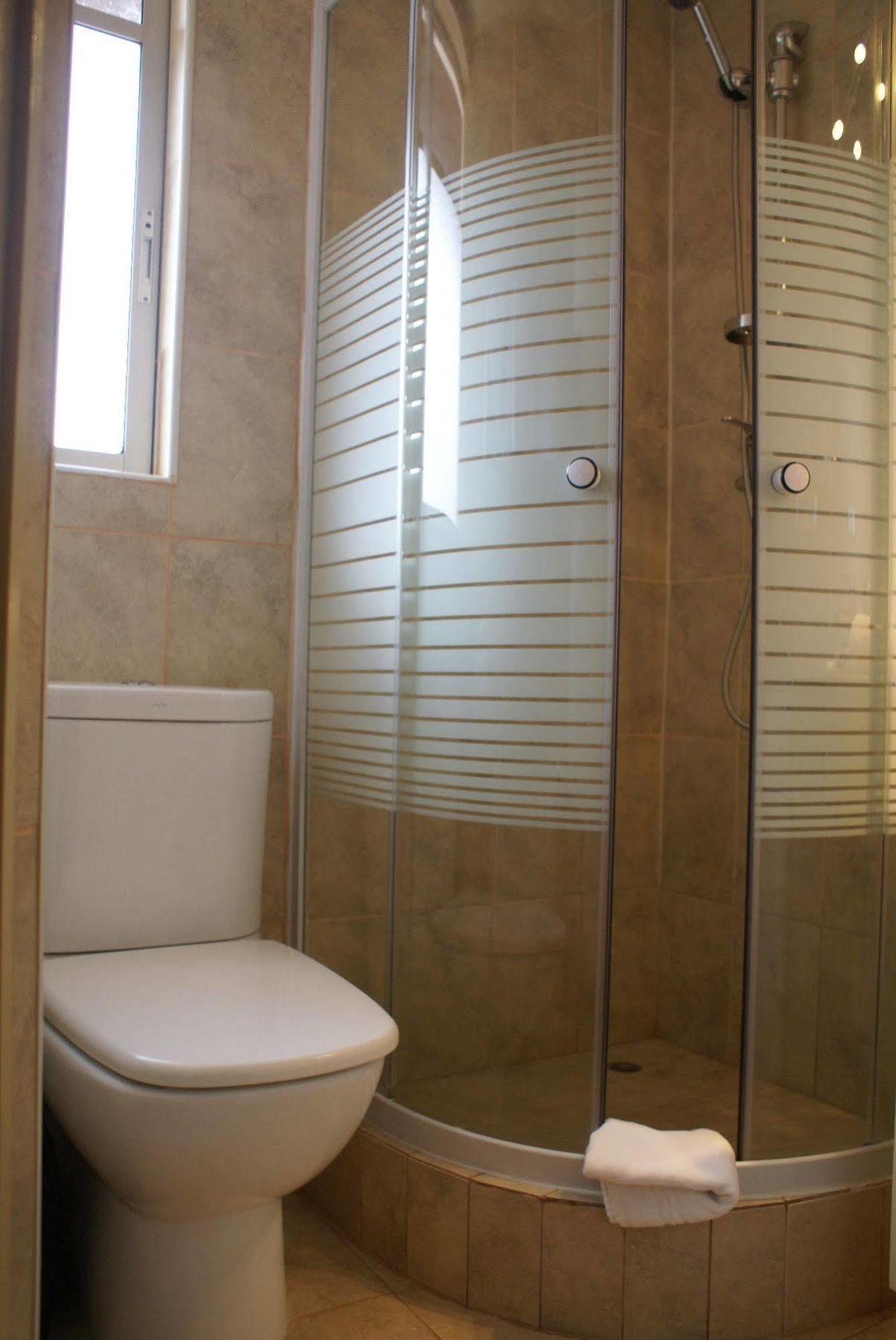Hotel Baviera Parral Kültér fotó