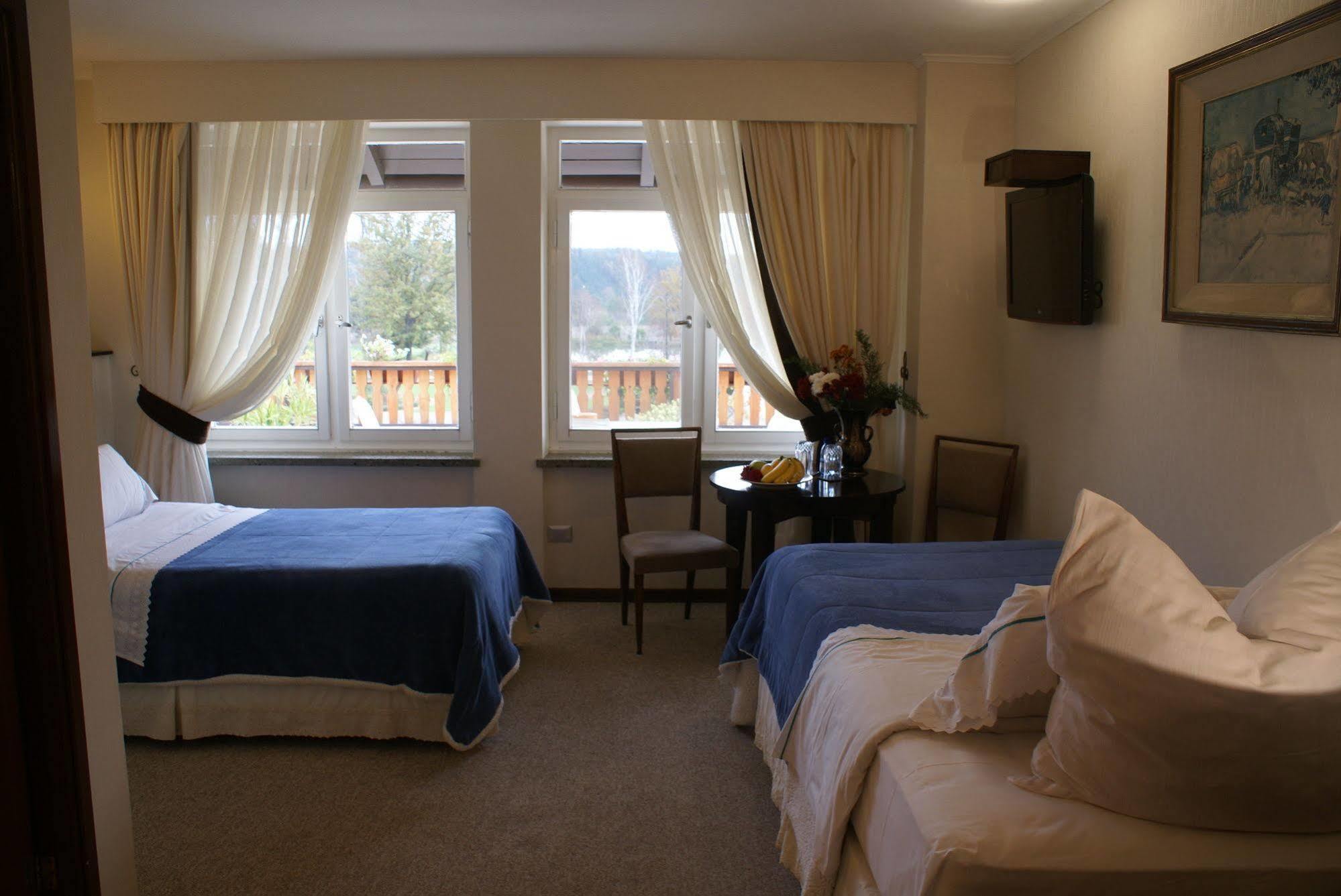 Hotel Baviera Parral Kültér fotó