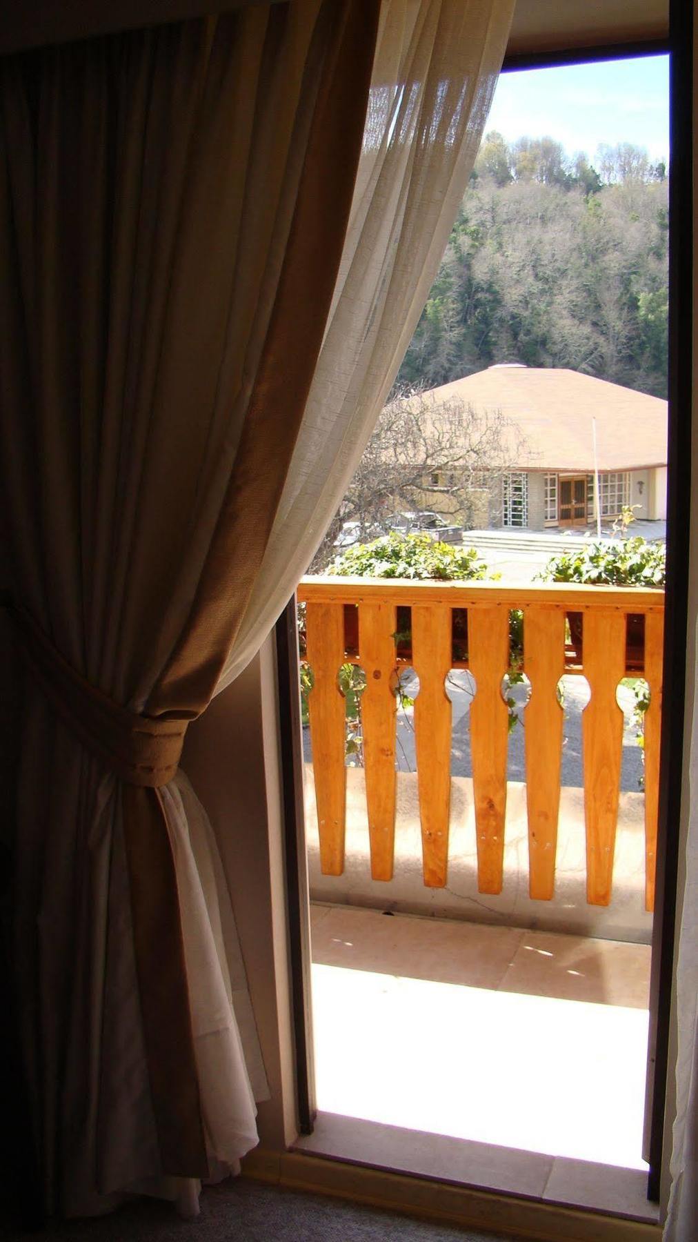 Hotel Baviera Parral Kültér fotó
